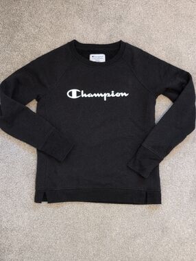 Champion | Black Crewneck Sweatshirt